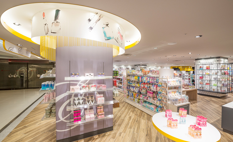 アインズ トルペ 横浜ジョイナス店 アインズ トルペ 美容と健康をテーマにしたドラッグストア