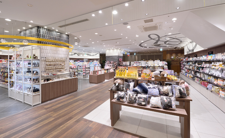 アインズ トルぺ ペリエ海浜幕張店 アインズ トルペ 美容と健康をテーマにしたドラッグストア